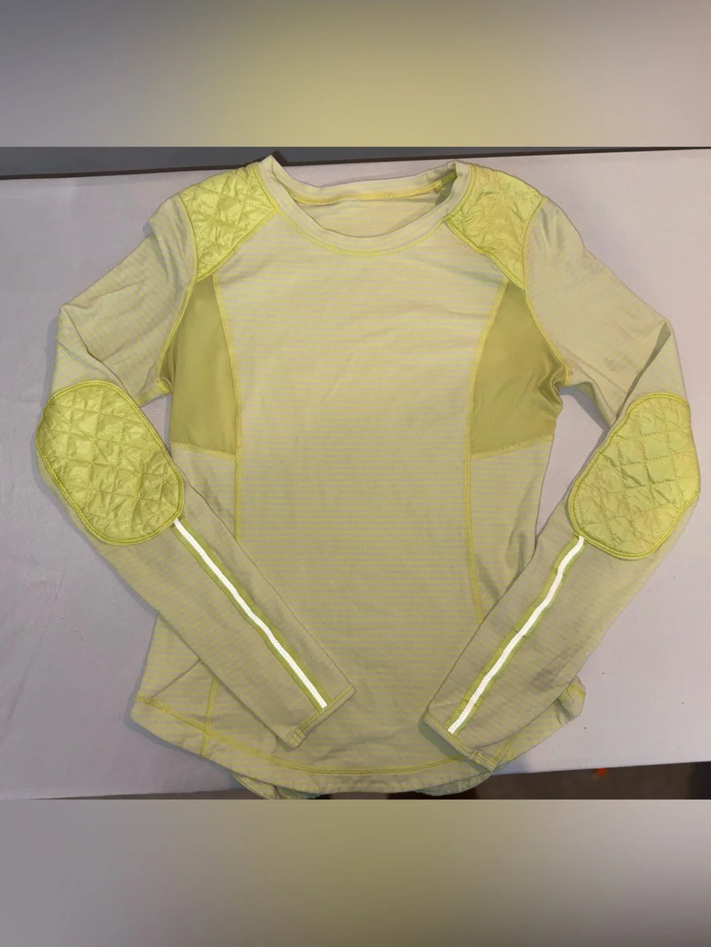 Lululemon Yellow Long Sleeve Quilted Shoulders and elbow Athletic Top Size 6